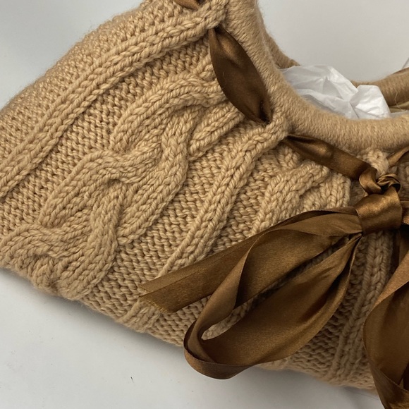 Sweater Purse. Super cute. - Picture 3 of 10